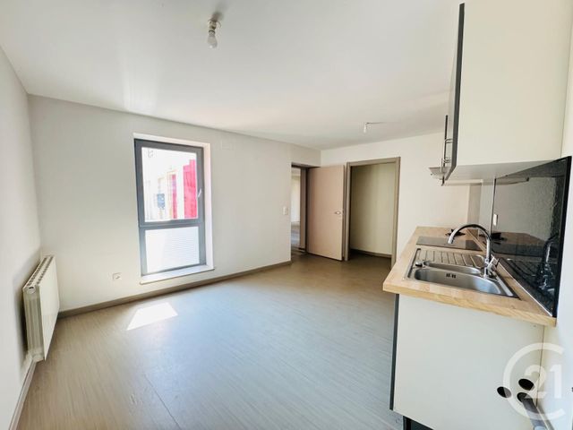 Appartement F3 à louer - 3 pièces - 78.29 m2 - CHARLY ORADOUR - 57 - LORRAINE - Century 21 Immo Val