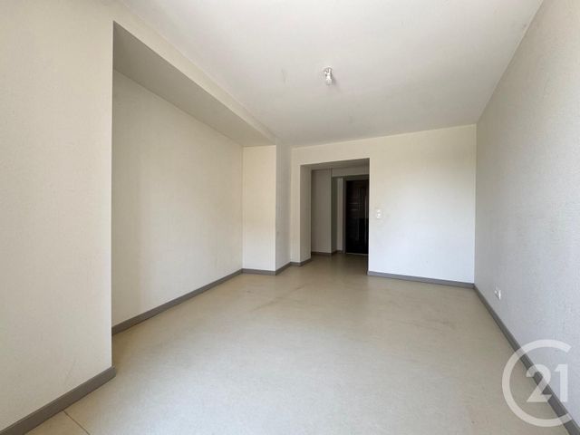 Appartement F3 à louer - 3 pièces - 78.29 m2 - CHARLY ORADOUR - 57 - LORRAINE - Century 21 Immo Val