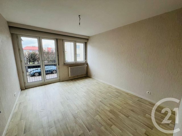 Appartement T4 à louer - 4 pièces - 79.3 m2 - METZ - 57 - LORRAINE - Century 21 Immo Val
