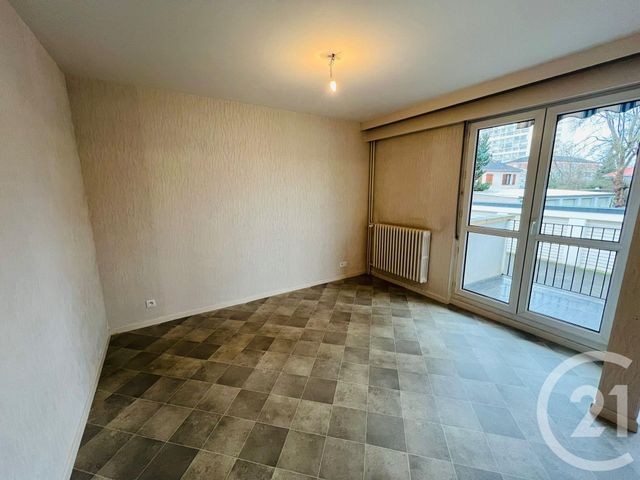 Appartement T4 à louer - 4 pièces - 79.3 m2 - METZ - 57 - LORRAINE - Century 21 Immo Val