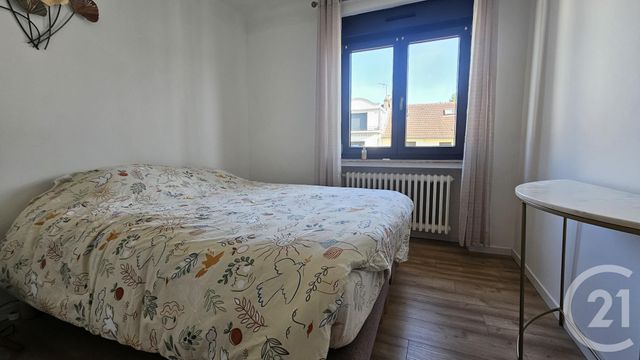 Appartement F5 à louer - 5 pièces - 80.6 m2 - LONGEVILLE LES METZ - 57 - LORRAINE - Century 21 Immo Val