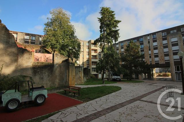 Appartement F2 à louer - 2 pièces - 42.12 m2 - METZ - 57 - LORRAINE - Century 21 Immo Val