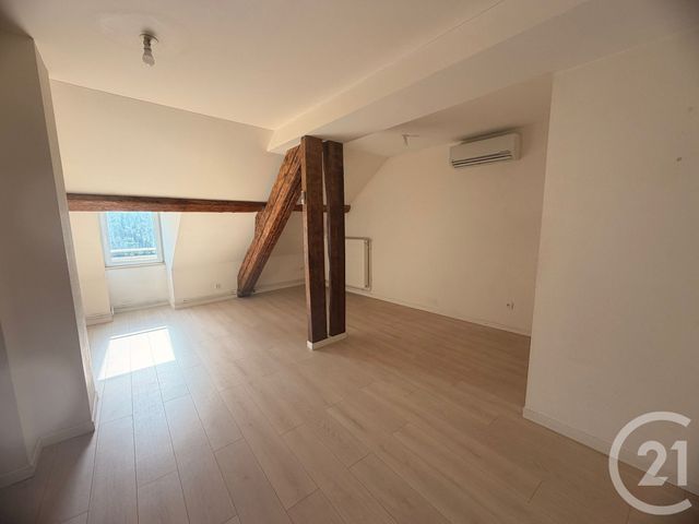 Appartement F3 à louer - 3 pièces - 59.21 m2 - METZ - 57 - LORRAINE - Century 21 Immo Val