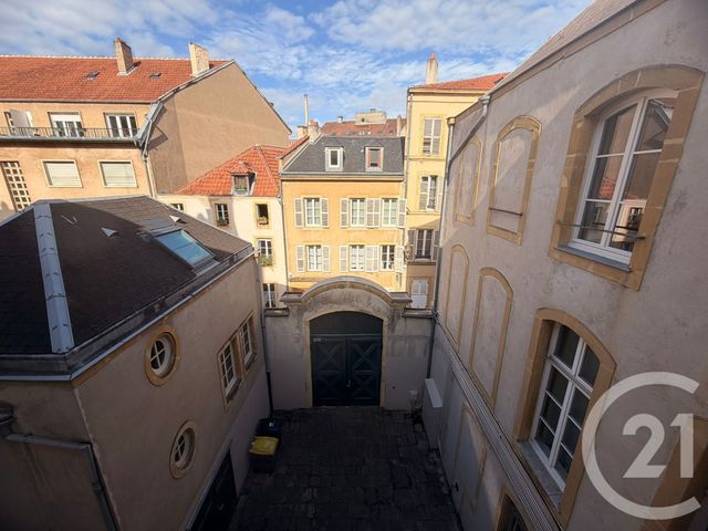 Appartement F3 à louer - 3 pièces - 59.21 m2 - METZ - 57 - LORRAINE - Century 21 Immo Val