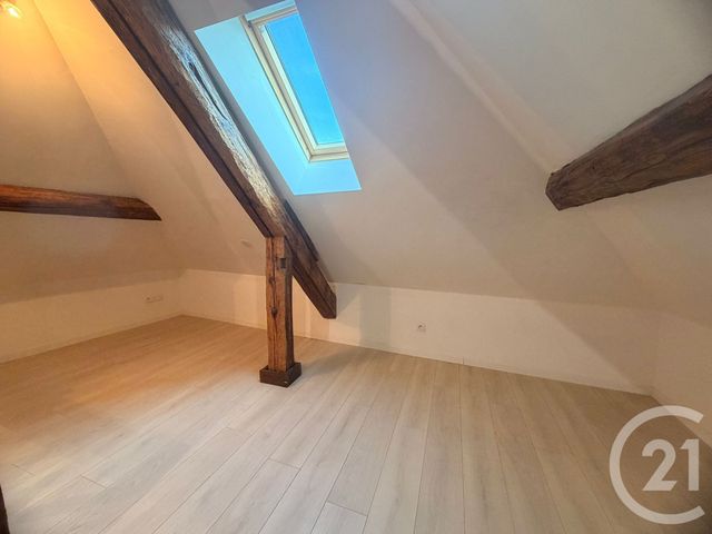 Appartement F3 à louer - 3 pièces - 59.21 m2 - METZ - 57 - LORRAINE - Century 21 Immo Val