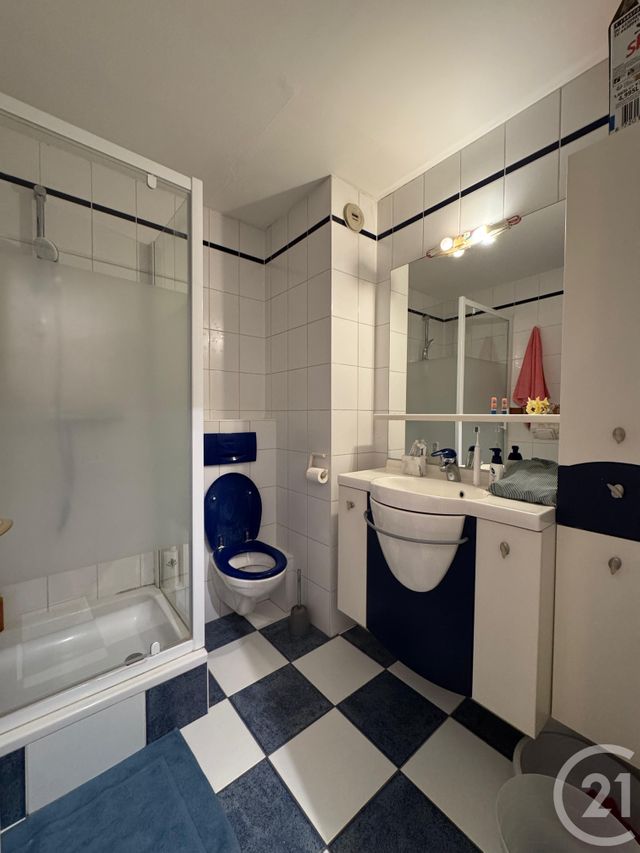Appartement F1 à louer - 1 pièce - 30.6 m2 - METZ - 57 - LORRAINE - Century 21 Immo Val
