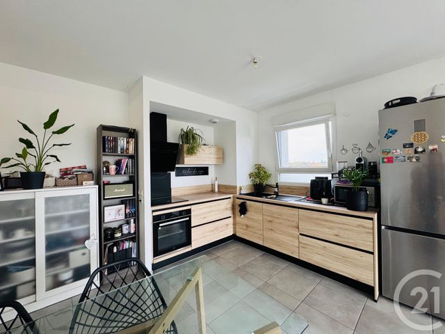 Appartement 3 pieces avec 2 chambres à louer - 3 pièces - 68.41 m2 - LONGEVILLE LES METZ - 57 - LORRAINE - Century 21 Immo Val