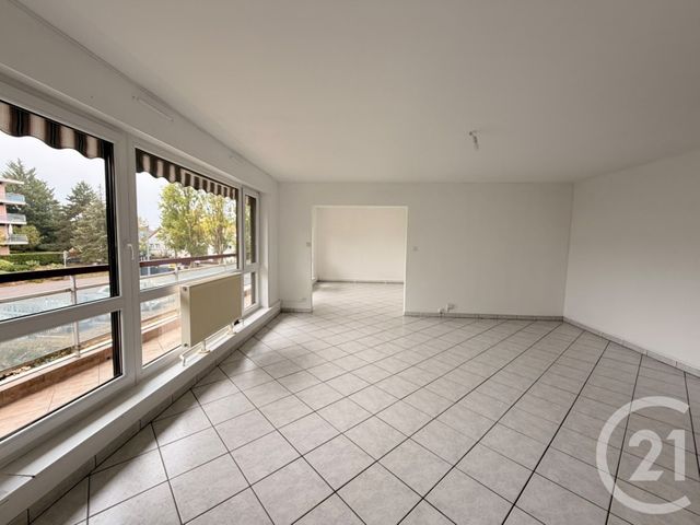 Appartement 4 pieces à louer - 4 pièces - 100.28 m2 - METZ - 57 - LORRAINE - Century 21 Immo Val