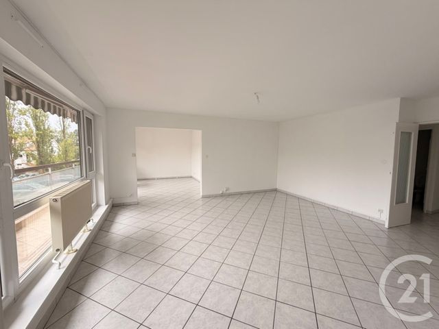 Appartement 4 pieces à louer - 4 pièces - 100.28 m2 - METZ - 57 - LORRAINE - Century 21 Immo Val