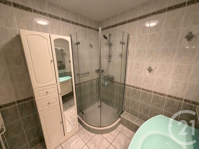 Appartement 4 pieces à louer - 4 pièces - 100.28 m2 - METZ - 57 - LORRAINE - Century 21 Immo Val