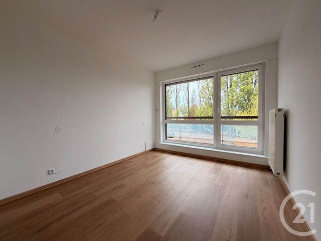 Appartement 4 pieces à louer - 4 pièces - 100.28 m2 - METZ - 57 - LORRAINE - Century 21 Immo Val