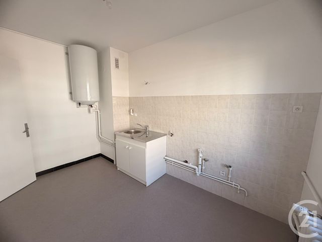 Appartement F5 à louer - 5 pièces - 80.59 m2 - METZ - 57 - LORRAINE - Century 21 Immo Val