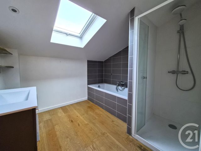 Appartement 3 pieces avec 2 chambres à louer - 3 pièces - 63.7 m2 - MONTIGNY LES METZ - 57 - LORRAINE - Century 21 Immo Val