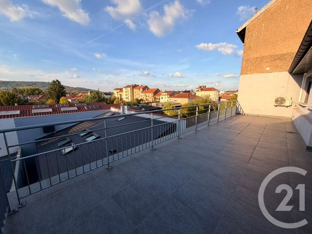 Appartement 3 pieces avec 2 chambres à louer - 3 pièces - 63.7 m2 - MONTIGNY LES METZ - 57 - LORRAINE - Century 21 Immo Val