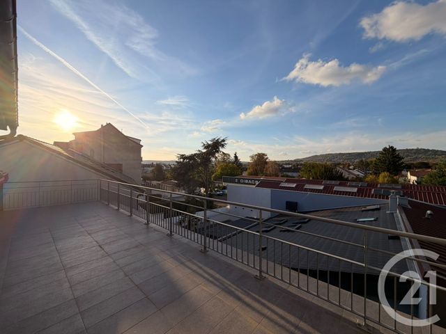 Appartement 3 pieces avec 2 chambres à louer - 3 pièces - 63.7 m2 - MONTIGNY LES METZ - 57 - LORRAINE - Century 21 Immo Val