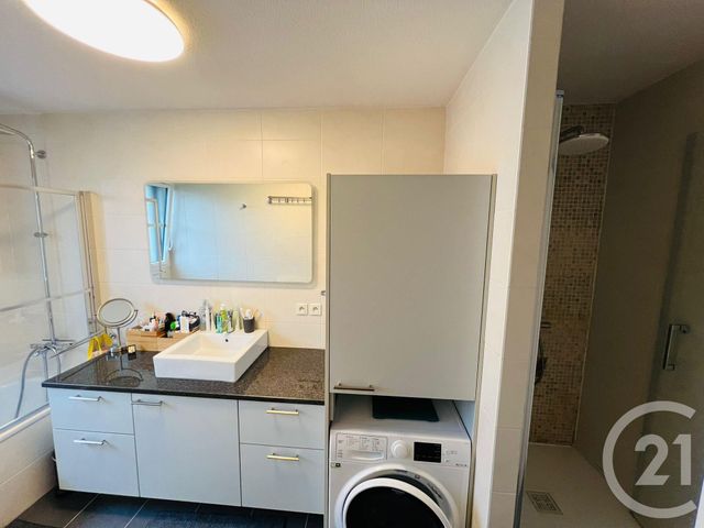 Appartement F5 à louer - 5 pièces - 99.18 m2 - METZ - 57 - LORRAINE - Century 21 Immo Val