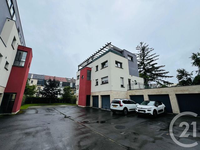 Appartement F5 à louer - 5 pièces - 99.18 m2 - METZ - 57 - LORRAINE - Century 21 Immo Val