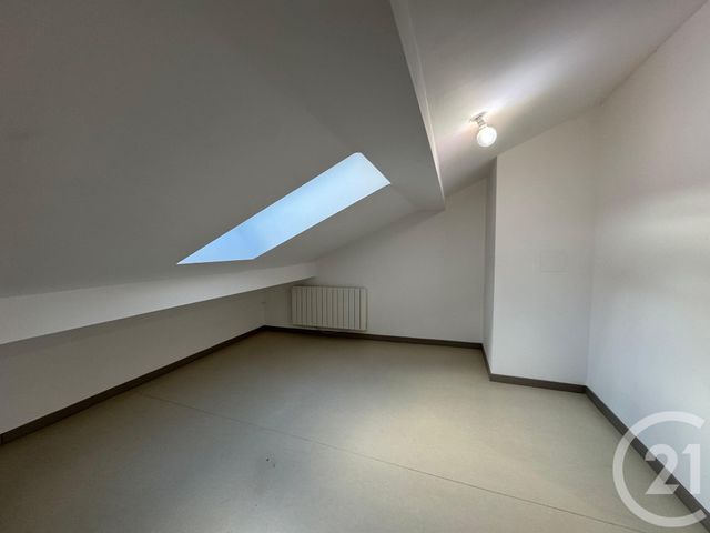 Appartement F2 à louer - 2 pièces - 64.52 m2 - CHARLY ORADOUR - 57 - LORRAINE - Century 21 Immo Val