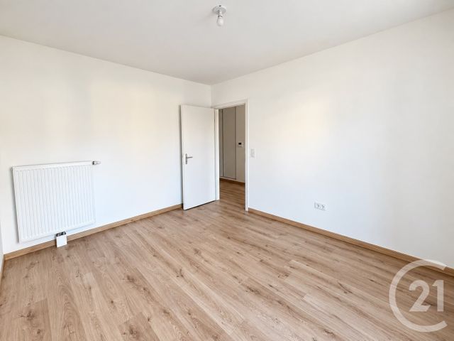 Appartement 2 pieces à louer - 2 pièces - 46.39 m2 - MONTIGNY LES METZ - 57 - LORRAINE - Century 21 Immo Val