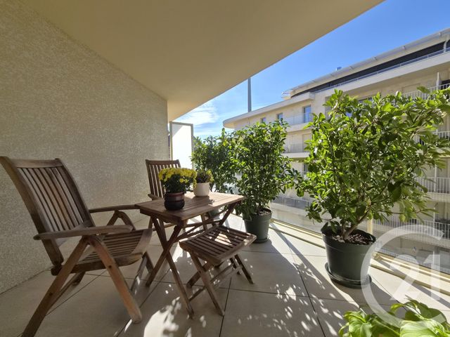 Appartement F5 à vendre - 5 pièces - 115.07 m2 - METZ - 57 - LORRAINE - Century 21 Immo Val