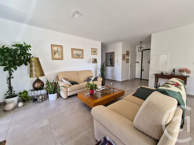 Appartement F5 à vendre - 5 pièces - 115.07 m2 - METZ - 57 - LORRAINE - Century 21 Immo Val