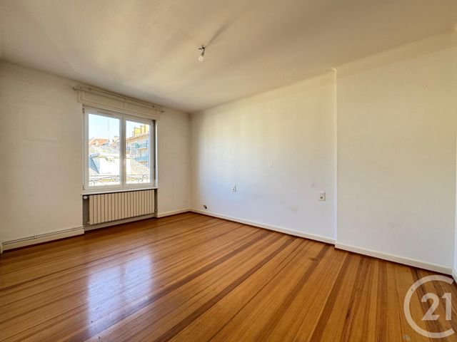 Appartement F6 à louer - 6 pièces - 124.36 m2 - THIONVILLE - 57 - LORRAINE - Century 21 Immo Val