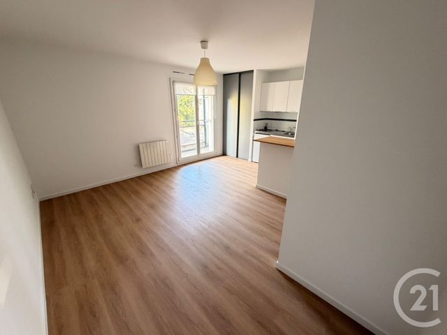 Appartement Studio à louer - 1 pièce - 25.04 m2 - LONGEVILLE LES METZ - 57 - LORRAINE - Century 21 Immo Val