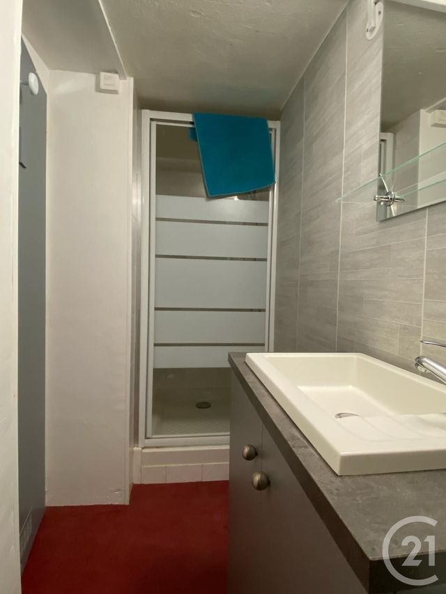 Appartement F1 à louer - 1 pièce - 29.28 m2 - LE BAN ST MARTIN - 57 - LORRAINE - Century 21 Immo Val