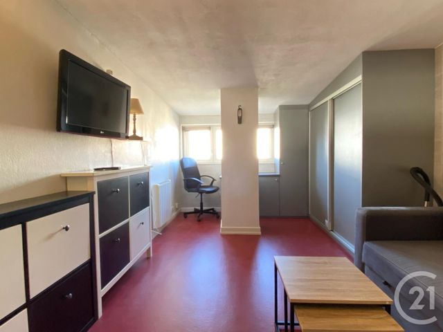 Appartement F1 à louer - 1 pièce - 29.28 m2 - LE BAN ST MARTIN - 57 - LORRAINE - Century 21 Immo Val