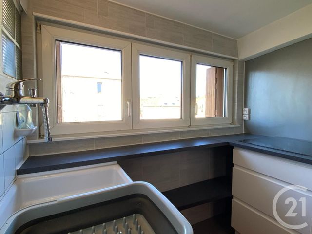 Appartement F1 à louer - 1 pièce - 29.28 m2 - LE BAN ST MARTIN - 57 - LORRAINE - Century 21 Immo Val