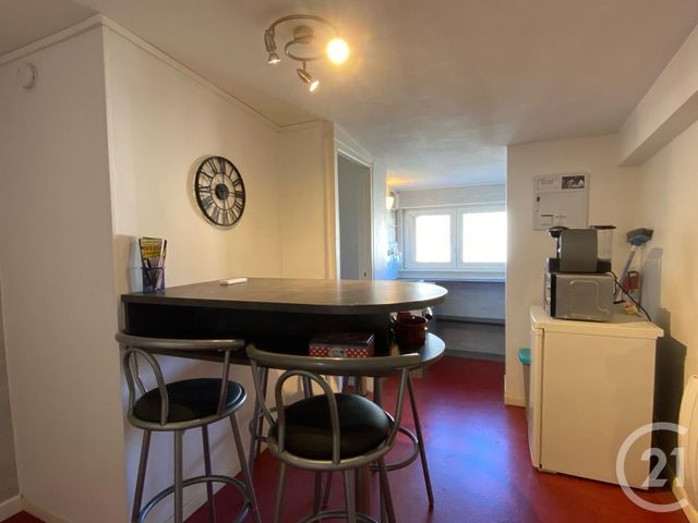 Appartement F1 à louer - 1 pièce - 29.28 m2 - LE BAN ST MARTIN - 57 - LORRAINE - Century 21 Immo Val