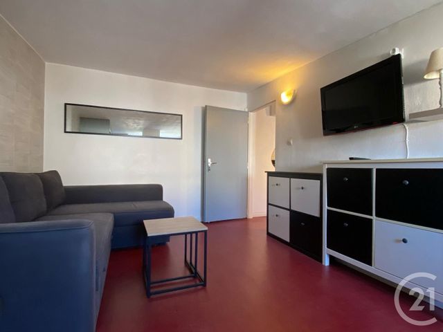 Appartement F1 à louer - 1 pièce - 29.28 m2 - LE BAN ST MARTIN - 57 - LORRAINE - Century 21 Immo Val