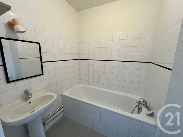 Appartement Studio à louer - 1 pièce - 26.51 m2 - METZ - 57 - LORRAINE - Century 21 Immo Val