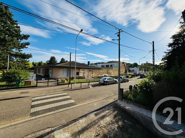 Appartement F3 à louer - 3 pièces - 78.49 m2 - LE BAN ST MARTIN - 57 - LORRAINE - Century 21 Immo Val