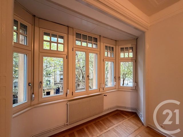 Appartement F5 à louer - 5 pièces - 134.58 m2 - METZ - 57 - LORRAINE - Century 21 Immo Val