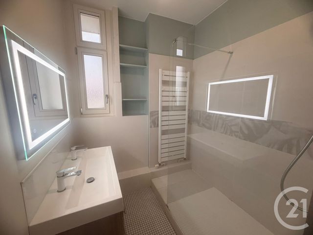 Appartement F5 à louer - 5 pièces - 134.58 m2 - METZ - 57 - LORRAINE - Century 21 Immo Val