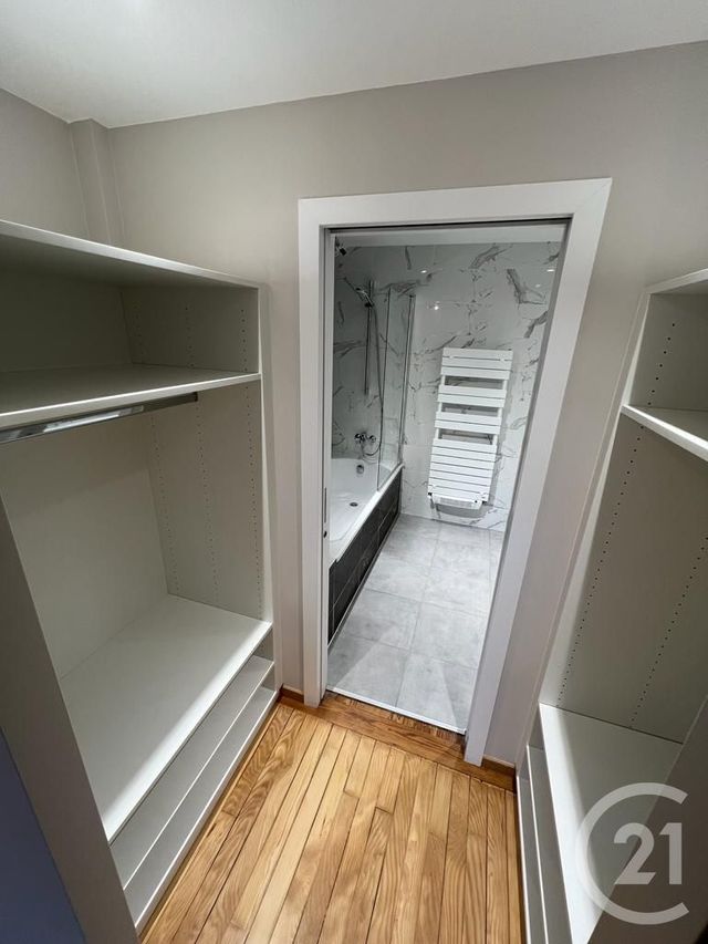 Appartement 4 pieces à louer - 4 pièces - 85.52 m2 - MONTIGNY LES METZ - 57 - LORRAINE - Century 21 Immo Val