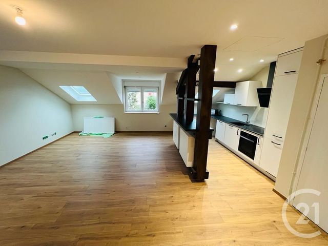 Appartement 4 pieces à louer - 4 pièces - 85.52 m2 - MONTIGNY LES METZ - 57 - LORRAINE - Century 21 Immo Val