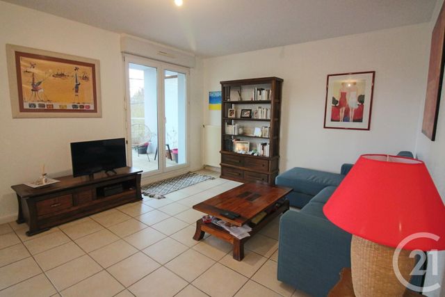 Appartement F3 à louer - 3 pièces - 77.0 m2 - METZ - 57 - LORRAINE - Century 21 Immo Val