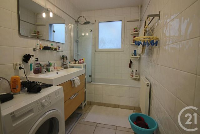 Appartement F3 à louer - 3 pièces - 77.0 m2 - METZ - 57 - LORRAINE - Century 21 Immo Val
